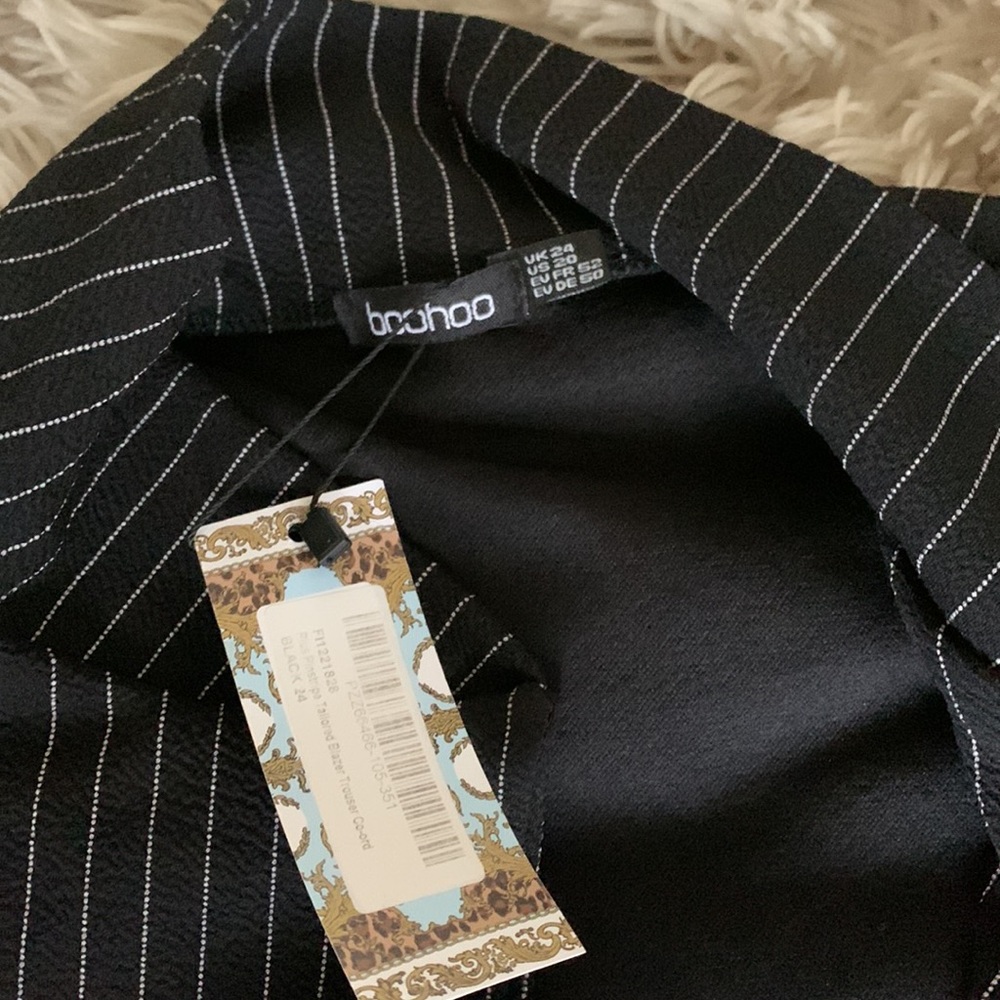 Boohoo jacket - Picture 2 of 2